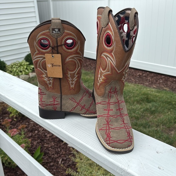 Twister Ryder Western Square toe,TPR outsole, 100% PU,red stitching,camo inside - Picture 1 of 11